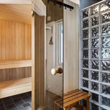 Wiger - 150m From The Sea By Interhome