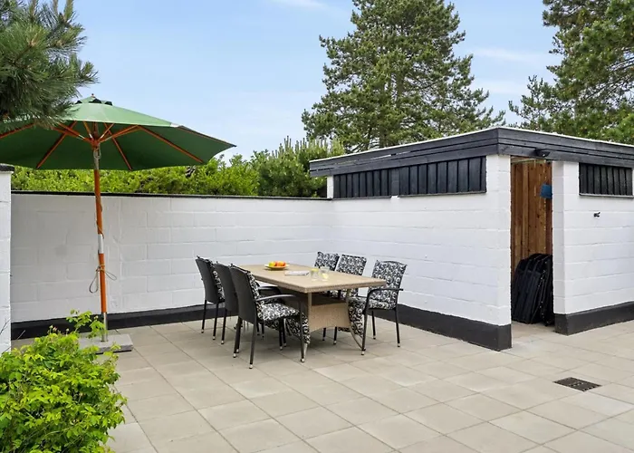 Wiger - 150m From The Sea By Interhome Semesterbostad